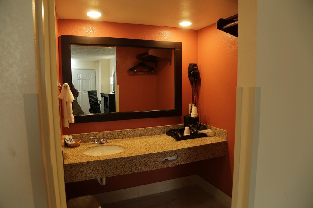 Budget Inn - Washington Bagian luar foto